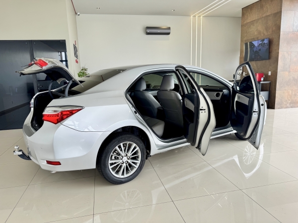 Toyota Corolla GLI Upper 1.8 flex Aut 2018 GLI UPPER