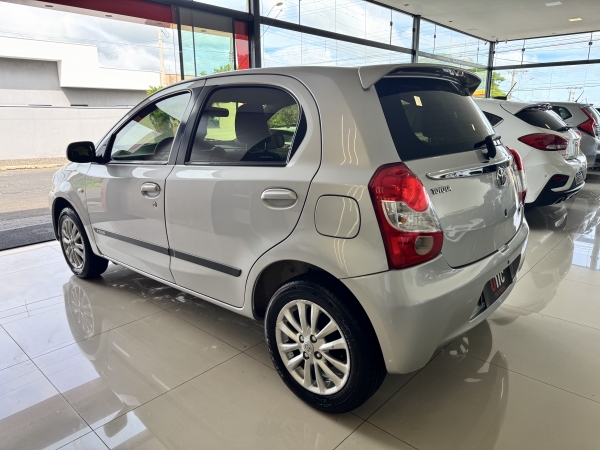 Toyota ETIOS  1.5 Flex - Manual - 2013 XLS