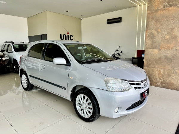 ETIOS  1.5 Flex - Manual - 2013