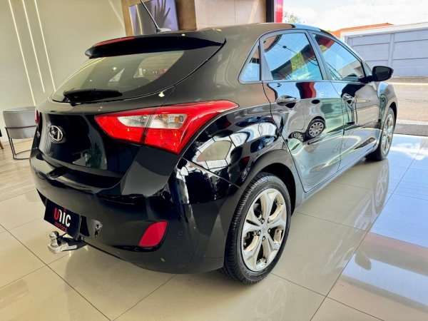 Hyundai I30 - ANO 2015 | Motor 1.8G  | Aut | 89mil km GLS - AUTOMATICA