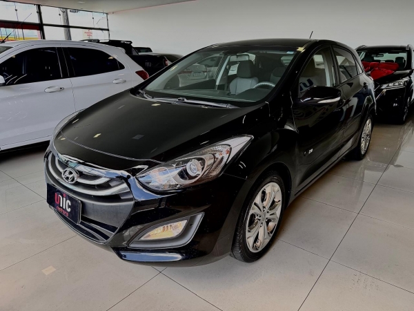 Hyundai I30 - ANO 2015 | Motor 1.8G  | Aut | 89mil km GLS - AUTOMATICA