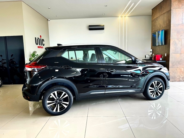 Nissan kicks 1.6 flex  Aut. 2023 -  13mil km Exclusive