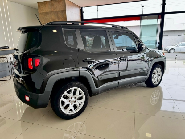 Jeep RENEGADE AUT. 1.8 FLEX  - 2016 LONGITUDE